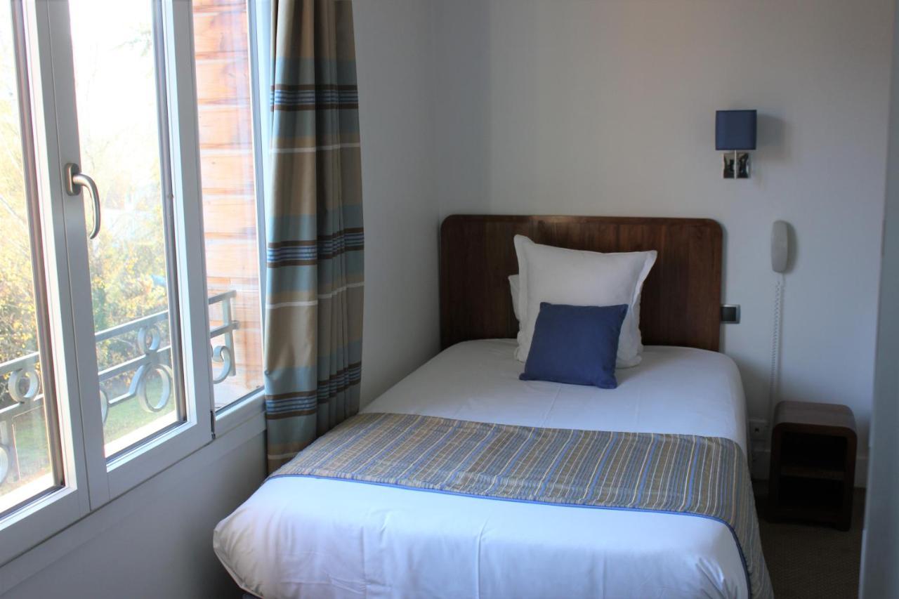 Logis Hotel & Restaurant - Le Manoir De Sauvegrain Saint-Lambert  Luaran gambar
