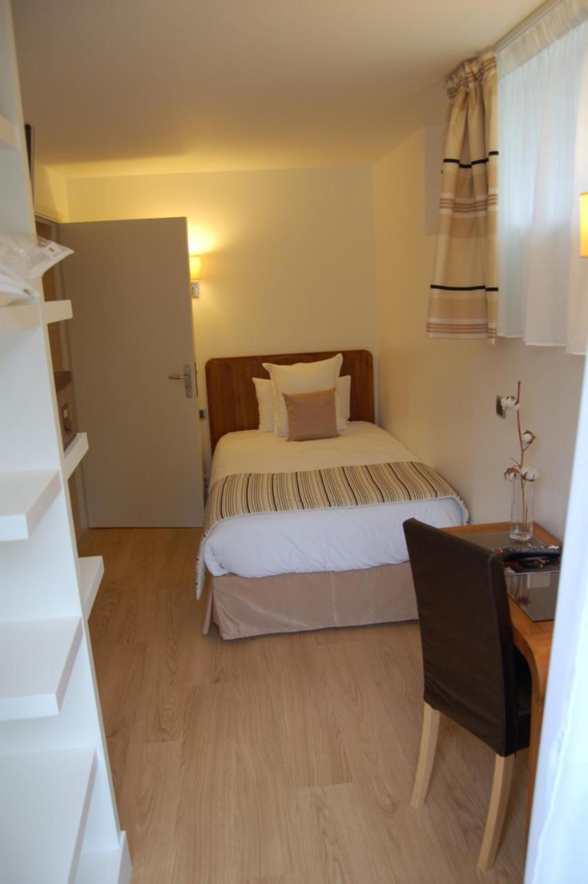 Logis Hotel & Restaurant - Le Manoir De Sauvegrain Saint-Lambert  Luaran gambar